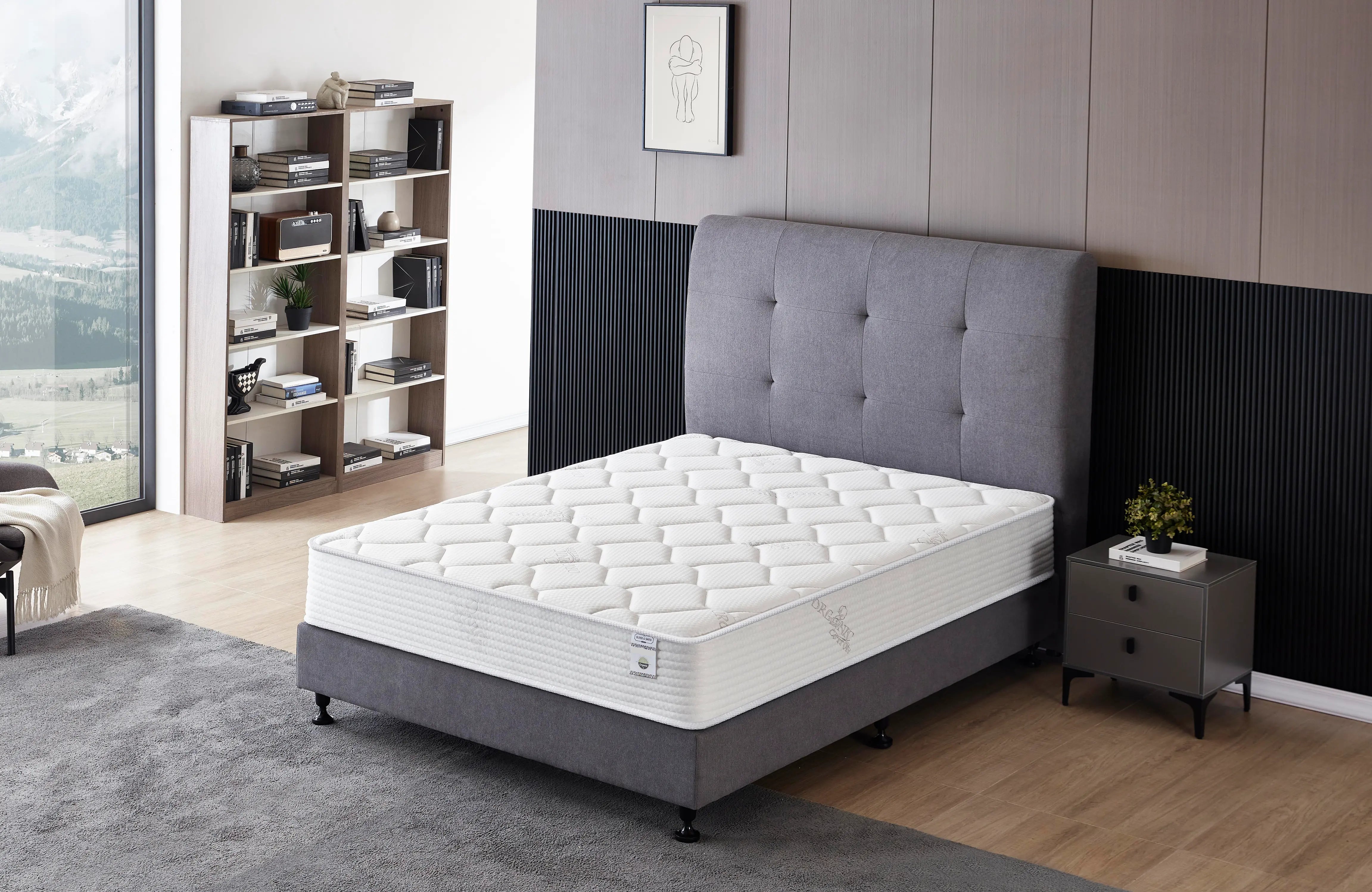 THE PREMIUM - 8" - Spring & Foam Hybrid Mattress